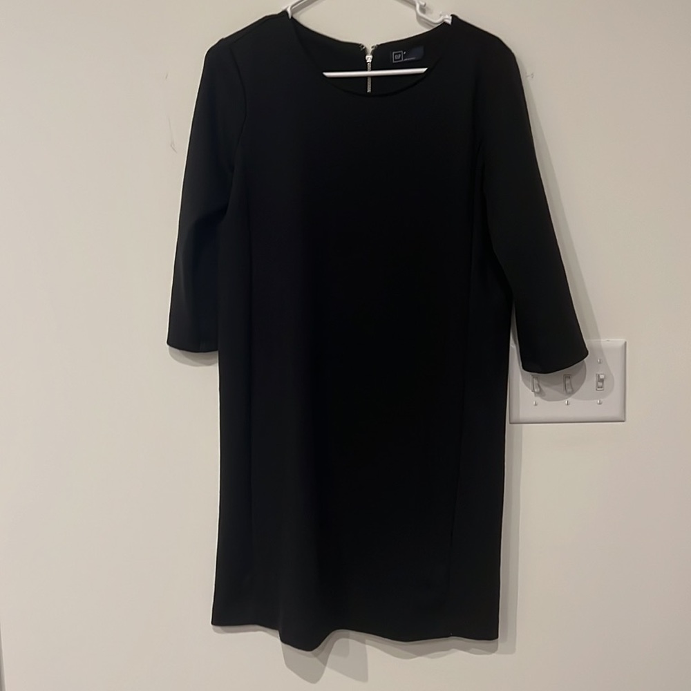 BLACK DRESS - Picture 2 of 4